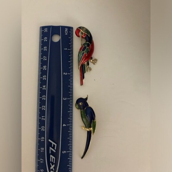 Vintage bright enamelled parrot brooches - Picture 7 of 7